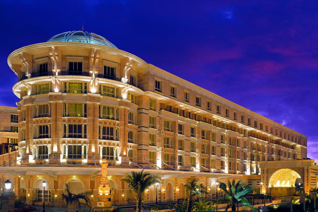 Skyline Splendor: Mumbai's Premier Hotels for Stunning Views